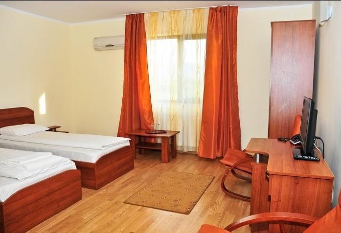 Jrb Hotel Doctor Petru Groza Экстерьер фото